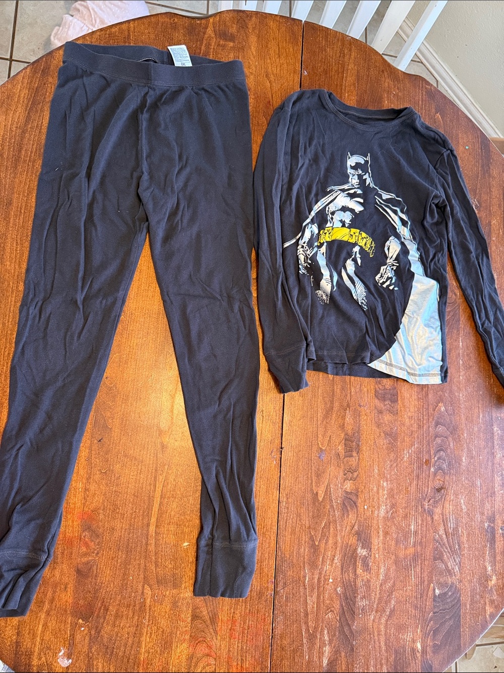 GAP organic Kids Black Batman Pajama Set with Yellow Accent